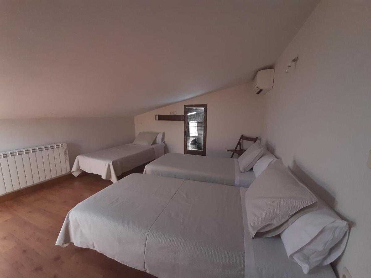 Casa Con Patio Y Chimenea En Piedralaves 빌라 외부 사진
