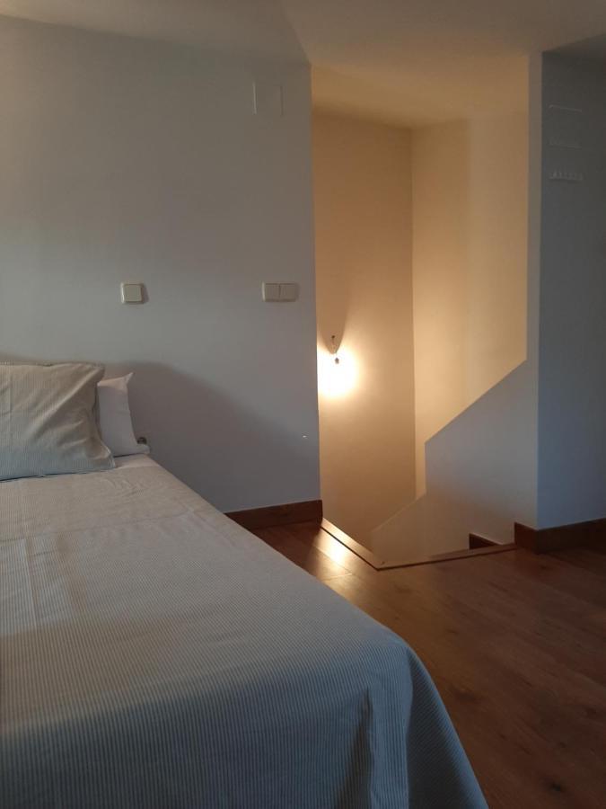 Casa Con Patio Y Chimenea En Piedralaves 빌라 외부 사진